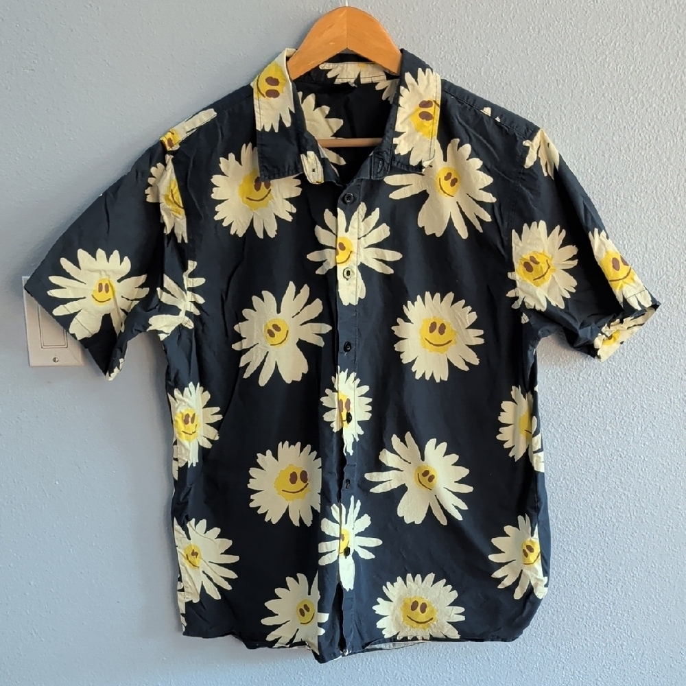 Neff Happy Smiley Face Flower Summer Daisy Floral Button Shirt